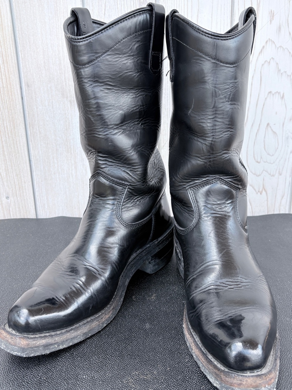 Daytona Black Leather Cowboy Boots - Classic Pull-On Western Style